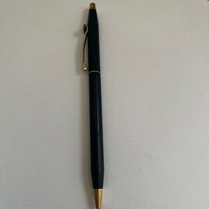 Vintage Classic Black GMC Logo Ballpoint Pen Twist Ink Pen Blue Ink Gold Accents